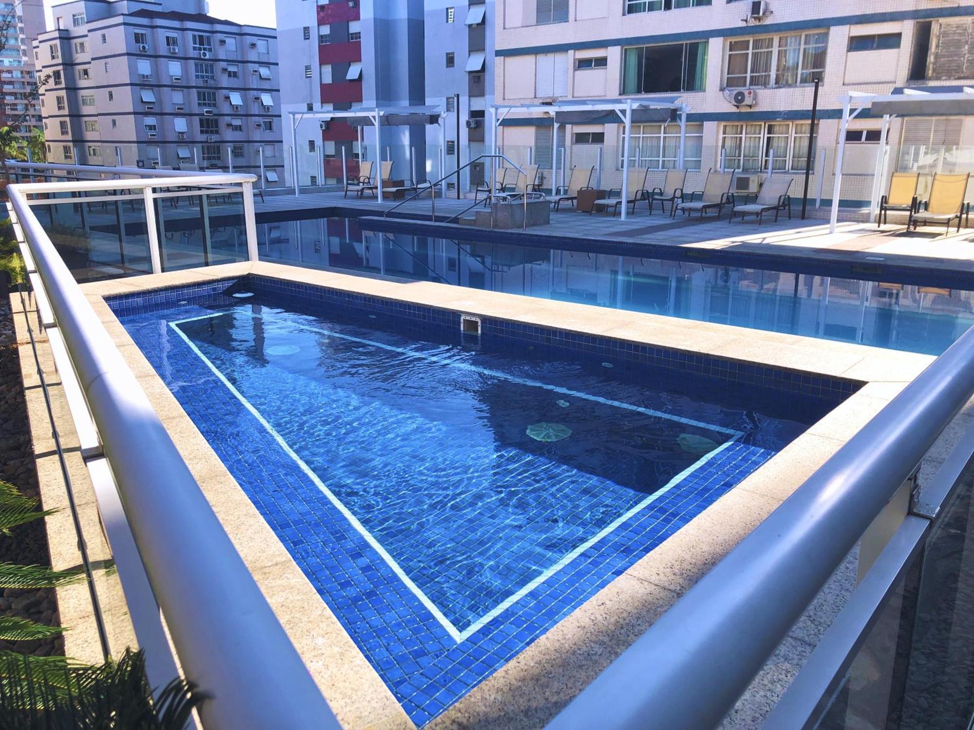 Apartamento Unlimited - Frente Ao Mar. Todo Mobiliado. *